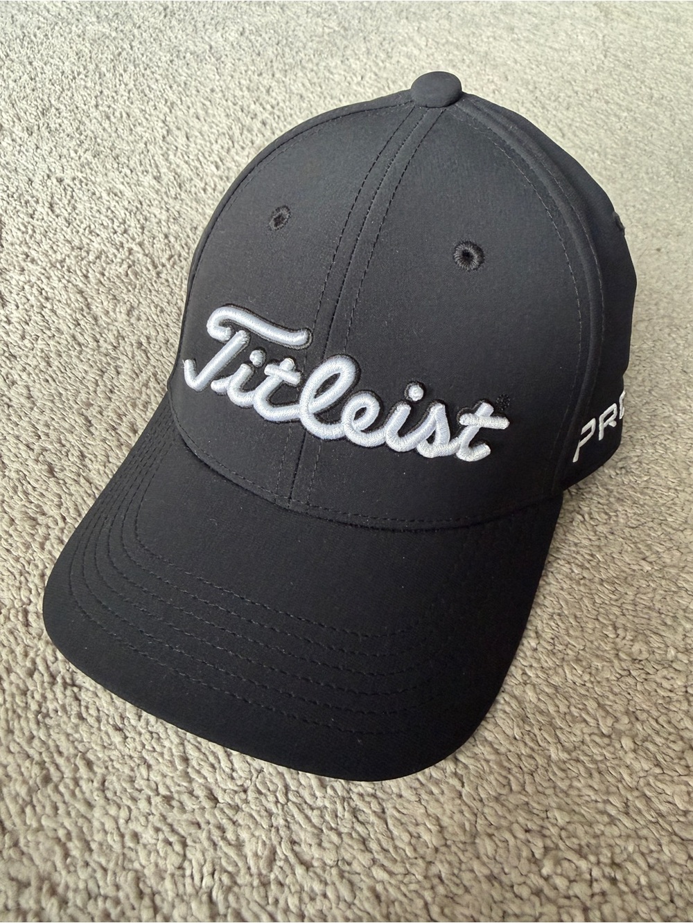 NWOT Titleist Junior Tour Performance Golf Hat